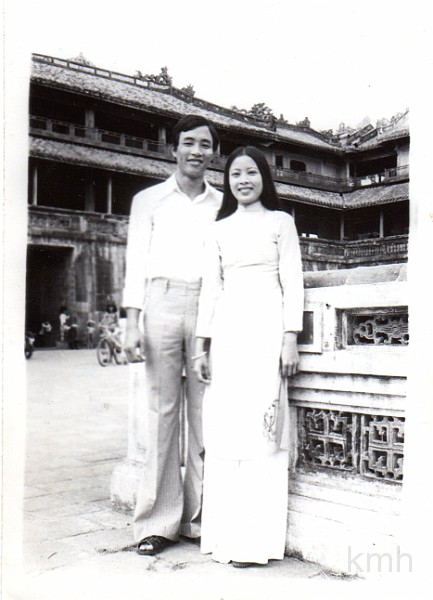 VochongNgVanDuong1981.jpg - Vợ chồng Nguyễn Văn Đương K5 và Lê Thị Liễu K6