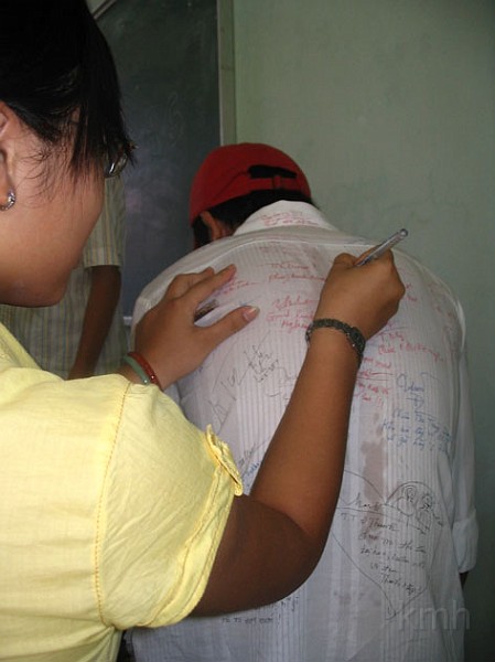 H13__Ky_ten_ky_niem.jpg - Lưu bút kỷ niệm - mùa hè chia tay