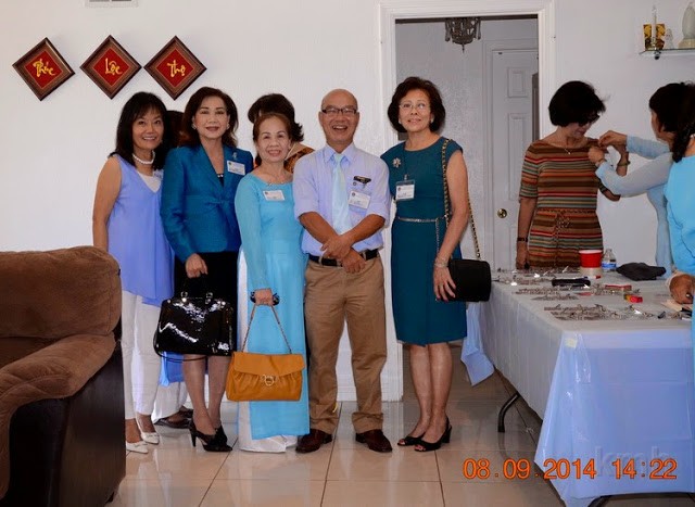 16.jpg - Từ trái: K3 Minh Ngọc, K1B Diện, K5 Kiều Nga, K3 Phước, K1B Niên. Photo: K4 Phan Đình Điền