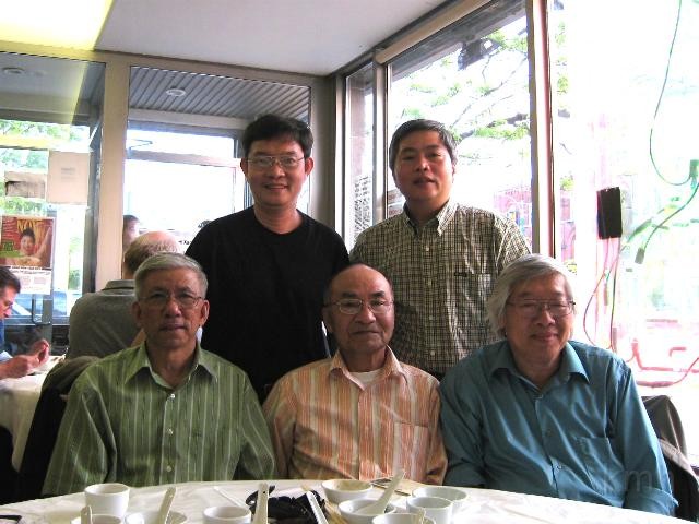 toronto1.jpg - Thầy Tròn, thầy Mỹ, thầy Giáo, Nhân K3, Vĩnh K4
