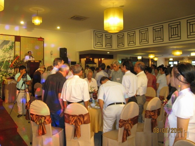 ResizeofIMG_0394.jpg - ASCII