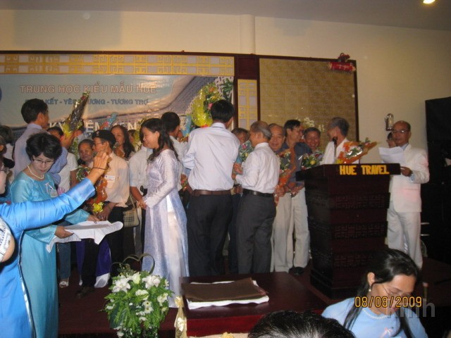 ResizeofIMG_0401.jpg - ASCII