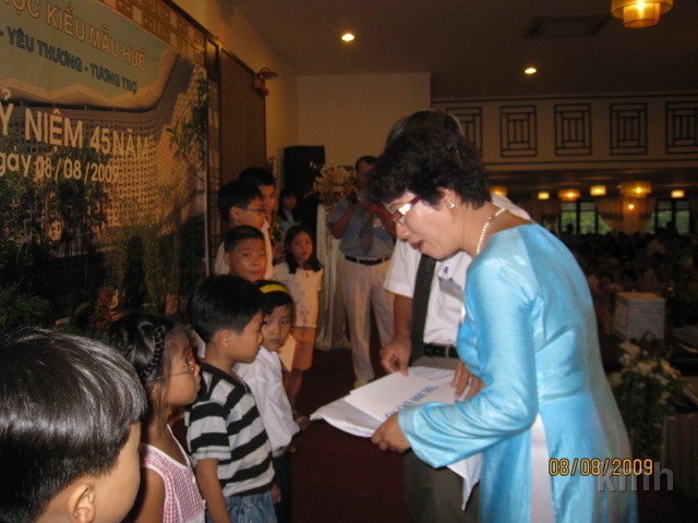 ResizeofIMG_0410.jpg - ASCII