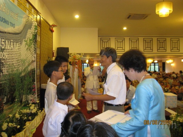 ResizeofIMG_0415.jpg - ASCII