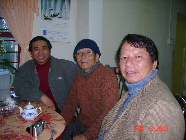 DSC02084.JPG - Thăm Tết thầy Quân: Tân K3, thầy Quân, Thanh K1A
