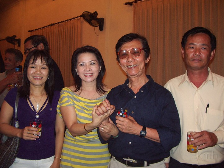 IMGP1504s.jpg - Thanh Hà K10, Huệ K4, Thầy Đặng Nhuận, Đổng K6