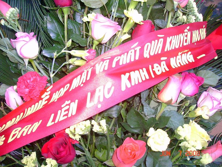 DSC02567.JPG - Lẳng hoa chúc mừng của KMH/Danang