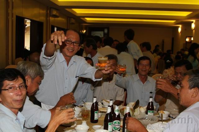 IMG_2289.jpg - ASCII