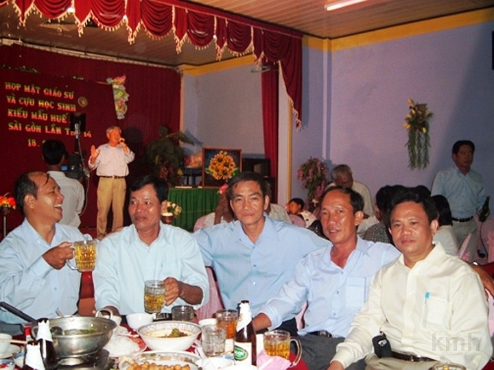 Aoxanh.jpg - Việt K6,anh Uynh K1A, anhDũng K1A, Thanh K6 từ Cái Bè lên, Vĩnh Sanh K7 từ Mỹ về